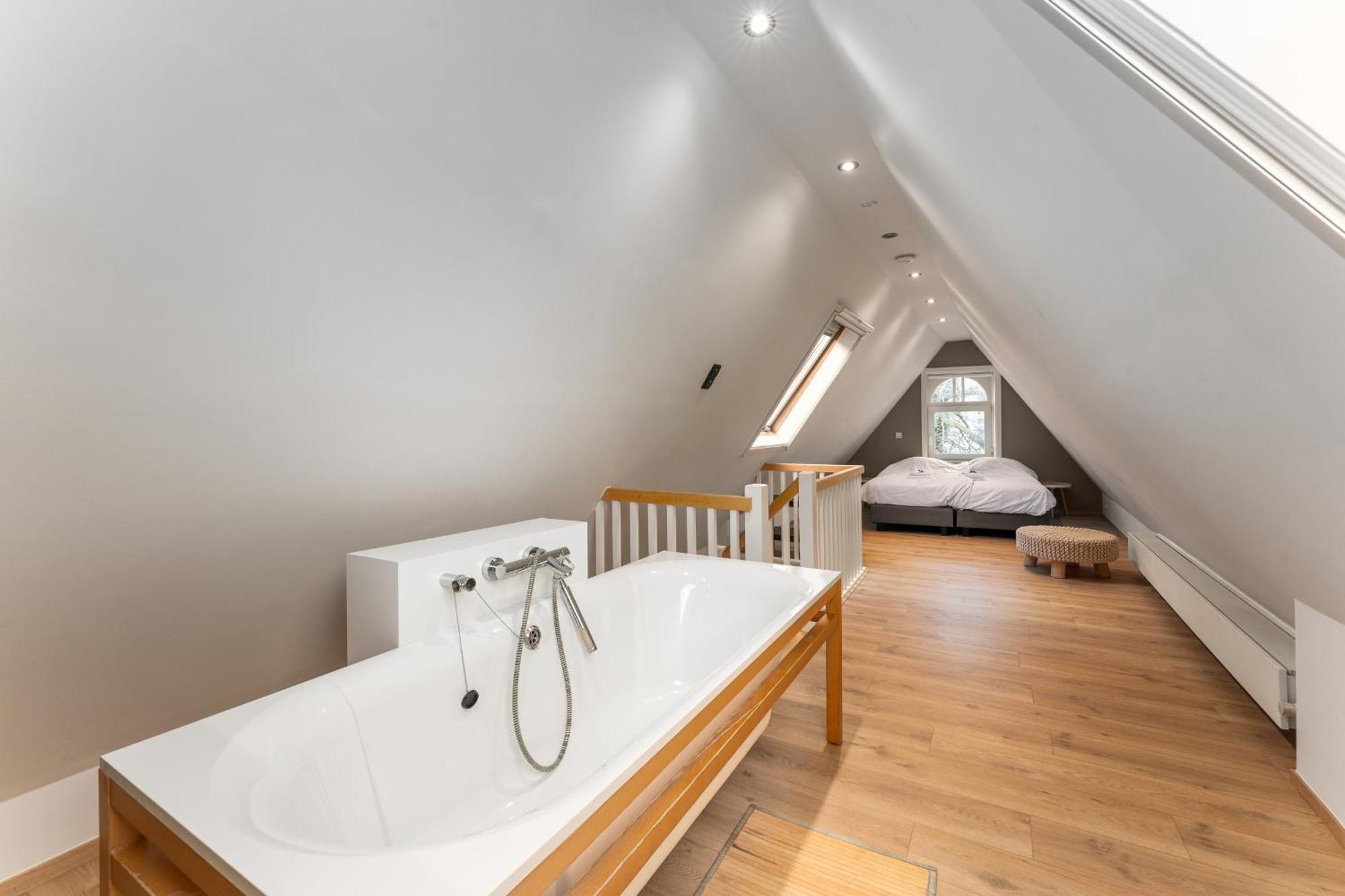 Brugse Charme Huis Met Tuin Aan Het Water 8P Bruges Exterior foto